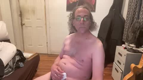 Apostrphy online show from March 7, 2025, 9:59 pm