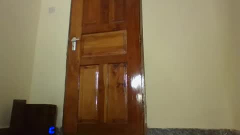 apple_bitch online show from January 16, 2026, 5:22 am