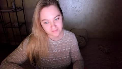 appleyummybuns online show from November 9, 2025, 11:14 pm