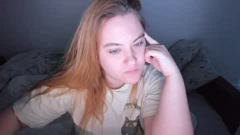Snapshot of appleyummybuns chatting on May 9, 2026, 5:40 pm appleyummybuns online show from May 9, 2026, 5:40 pm