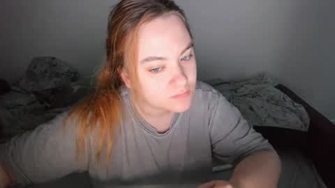 Snapshot of appleyummybuns chatting on May 12, 2026, 2:08 am appleyummybuns online show from May 12, 2026, 2:08 am