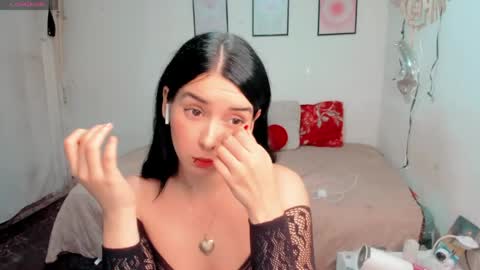aprettyface1 online show from May 25, 2026, 9:21 pm