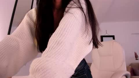 Anny online show from February 10, 2026, 1:37 pm