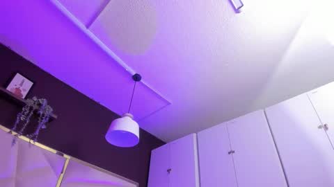 April online show from October 15, 2025, 11:43 am