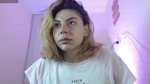 Snapshot of april_dumont5 chatting on July 18, 2026, 10:30 am April Dumont online show from July 18, 2026, 10:30 am