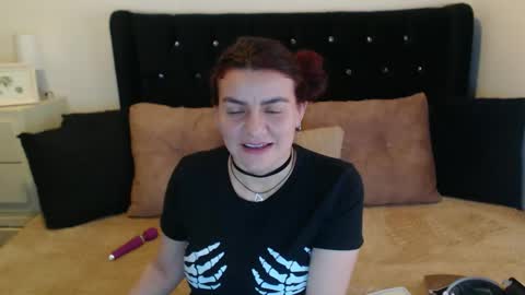 April online show from September 10, 2025, 4:51 pm