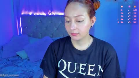 Snapshot of april_sommers chatting on November 18, 2025, 8:08 am April online show from November 18, 2025, 8:08 am