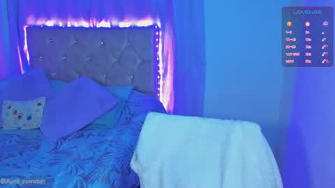 Snapshot of april_sommers chatting on November 19, 2025, 10:04 am April online show from November 19, 2025, 10:04 am