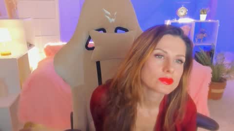 aprill_o_nill online show from February 25, 2025, 4:31 pm