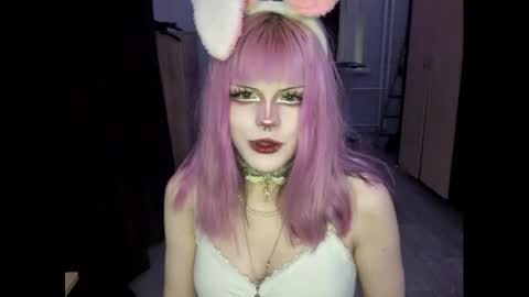 Snapshot of aprilspark chatting on May 3, 2026, 8:48 pm Alice D online show from May 3, 2026, 8:48 pm