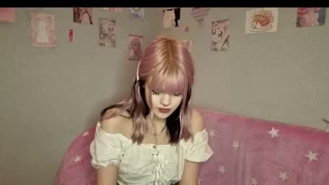 Snapshot of aprilspark chatting on June 18, 2026, 8:46 pm Alice D online show from June 18, 2026, 8:46 pm