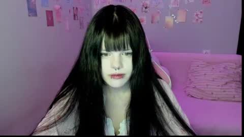 Snapshot of aprilspark chatting on July 29, 2026, 8:29 pm Alice D online show from July 29, 2026, 8:29 pm
