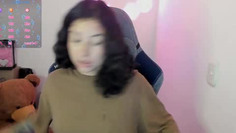 Snapshot of aqua_emilly chatting on December 5, 2024, 9:06 pm aqua emilly online show from December 5, 2024, 9:06 pm