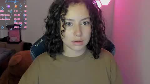 Snapshot of aqua_emilly chatting on December 16, 2024, 3:30 am aqua emilly online show from December 16, 2024, 3:30 am