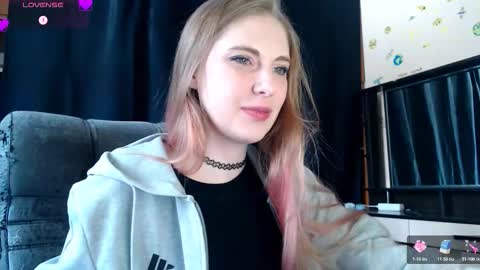 aqualen online show from March 18, 2026, 9:45 am