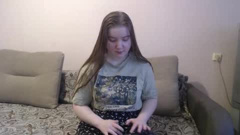 Josefin online show from January 19, 2026, 4:16 am