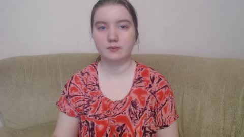 Josefin online show from February 26, 2026, 3:49 am