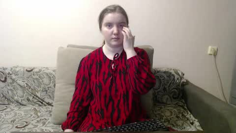 Josefin online show from March 12, 2026, 11:33 pm