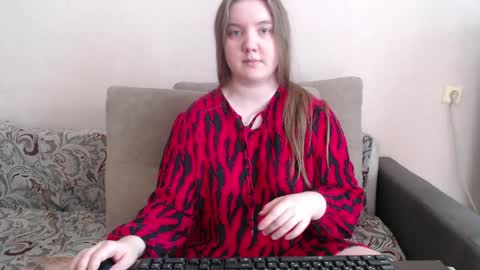 Josefin online show from April 11, 2026, 3:11 am