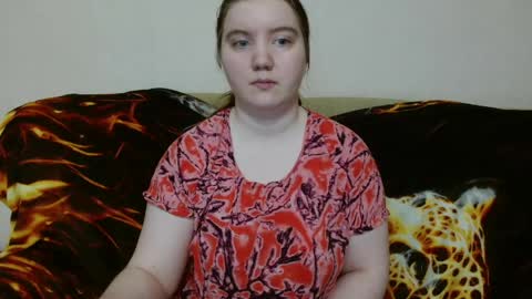 Josefin online show from June 1, 2026, 2:46 am