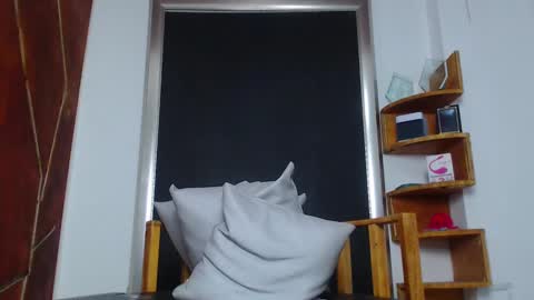 AquilesElpapi online show from January 24, 2025, 10:51 pm