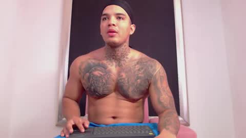 AquilesElpapi online show from September 14, 2025, 8:52 pm