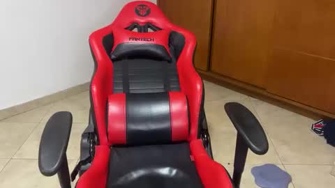 Aquilesmade online show from December 17, 2024, 12:45 am