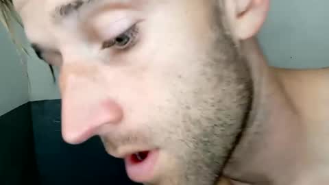 Aquilesmade online show from November 10, 2025, 5:12 pm