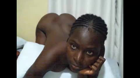 Snapshot of ara_bellah chatting on October 11, 2025, 10:08 pm ara bellah online show from October 11, 2025, 10:08 pm