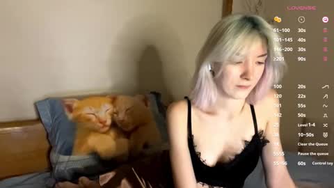 Mimi online show from February 23, 2026, 6:49 pm