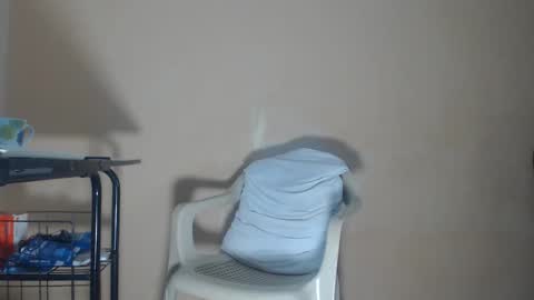 Snapshot of arabebigcock chatting on November 18, 2025, 5:28 pm ARABE online show from November 18, 2025, 5:28 pm