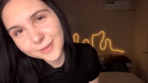 Emi online show from February 13, 2026, 4:58 pm