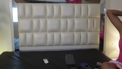   online show from January 25, 2025, 3:09 am