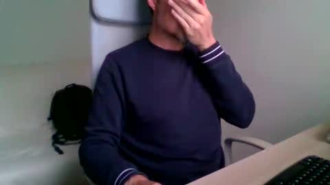 Snapshot of aragon9999 chatting on November 13, 2025, 2:05 pm aragon9999 online show from November 13, 2025, 2:05 pm