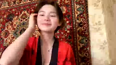 araneaas online show from October 16, 2025, 6:58 am