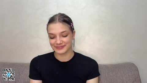 Caroline online show from April 1, 2026, 6:49 pm