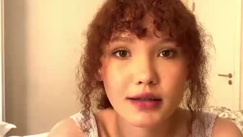 Snapshot of aresha_viree chatting on July 16, 2026, 12:27 am Aresha online show from July 16, 2026, 12:27 am
