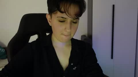 AresNoir online show from April 25, 2026, 7:00 pm