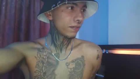 Snapshot of aress_1 chatting on December 22, 2025, 11:40 am Ares online show from December 22, 2025, 11:40 am