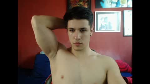 Snapshot of aresxz1 chatting on July 5, 2026, 8:05 pm aresxz1 online show from July 5, 2026, 8:05 pm