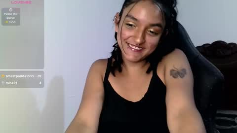 Snapshot of ari_20_ chatting on September 28, 2025, 1:11 am Bella online show from September 28, 2025, 1:11 am