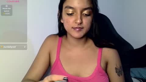 Snapshot of ari_20_ chatting on September 29, 2025, 3:22 am Bella online show from September 29, 2025, 3:22 am
