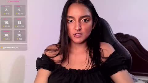 Snapshot of ari_20_ chatting on September 30, 2025, 10:26 pm Bella online show from September 30, 2025, 10:26 pm
