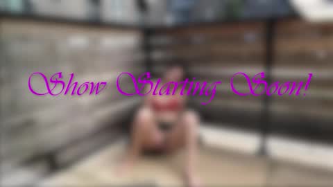 Snapshot of ari_lovexo chatting on April 19, 2026, 6:10 pm Ari and Penn online show from April 19, 2026, 6:10 pm