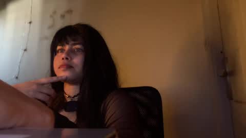 Snapshot of aria003 chatting on April 15, 2026, 2:40 am Aria online show from April 15, 2026, 2:40 am