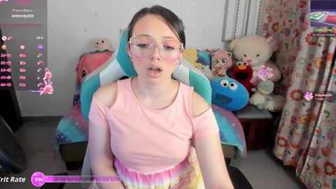 Linda online show from March 3, 2026, 1:23 am