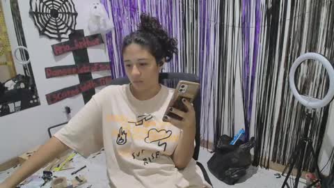 Snapshot of aria_arthur chatting on October 14, 2025, 9:43 am aria_arthur online show from October 14, 2025, 9:43 am