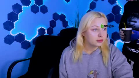 aria_blaze_ online show from March 18, 2026, 9:34 am