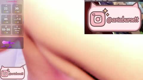 Snapshot of aria_bursett chatting on September 26, 2025, 3:16 pm Aria online show from September 26, 2025, 3:16 pm