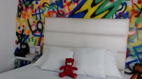 Snapshot of aria_martiin chatting on December 9, 2024, 11:47 am aria online show from December 9, 2024, 11:47 am